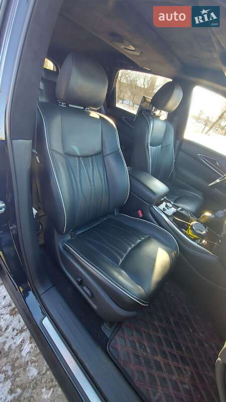 Внедорожник / Кроссовер Infiniti QX60 2018 в Киеве
