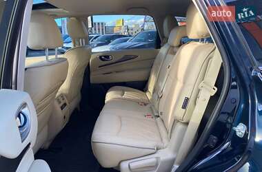 Позашляховик / Кросовер Infiniti QX60 2018 в 