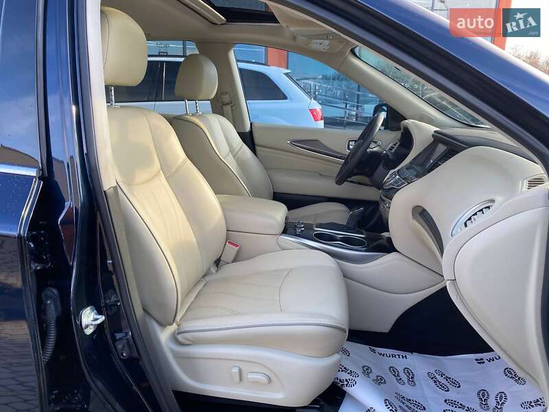 Внедорожник / Кроссовер Infiniti QX60 2018 в Львове