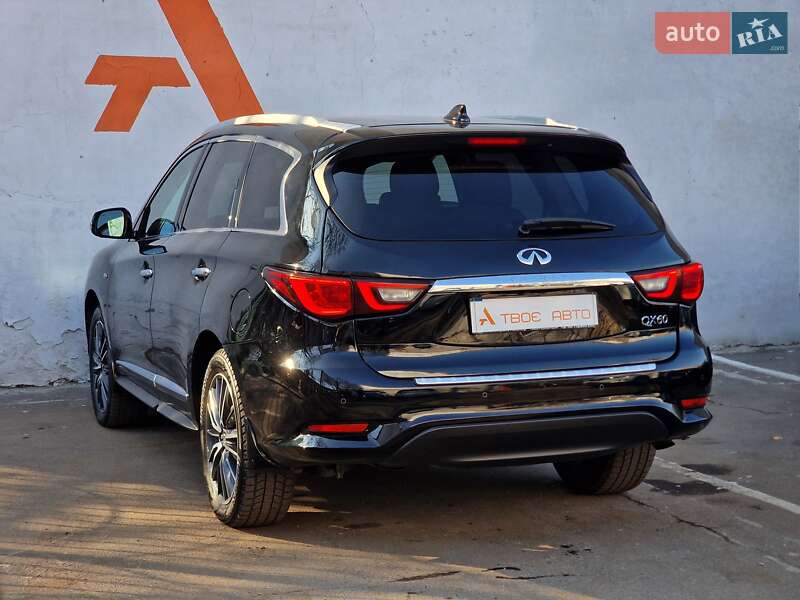 Внедорожник / Кроссовер Infiniti QX60 2018 в Одессе