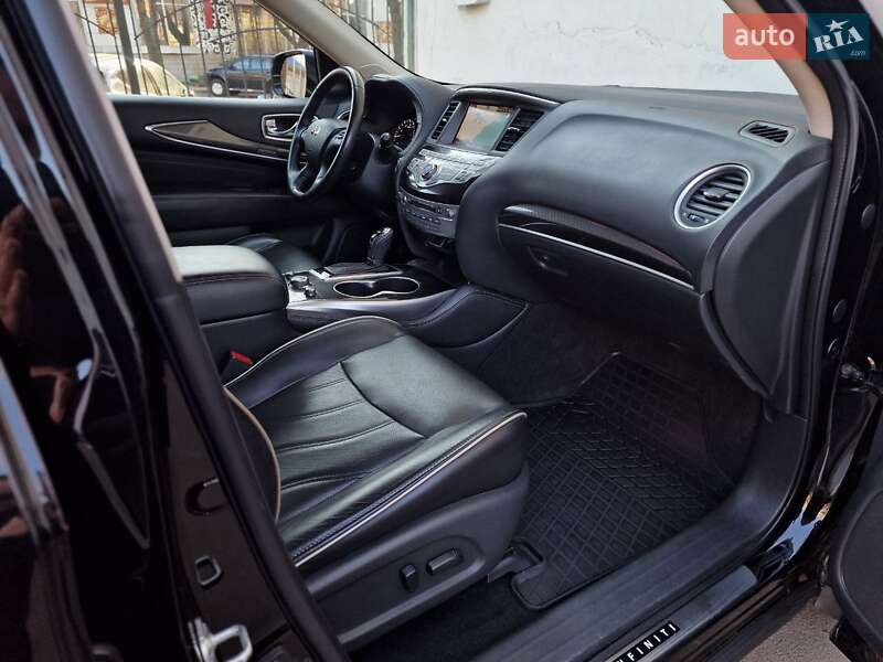 Внедорожник / Кроссовер Infiniti QX60 2018 в Одессе