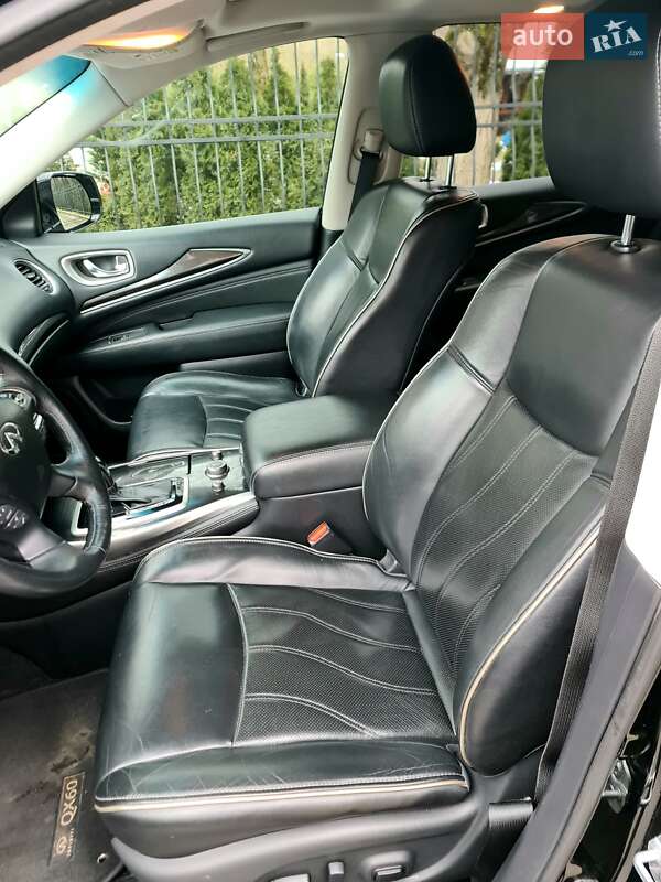 Внедорожник / Кроссовер Infiniti QX60 2016 в Трускавце