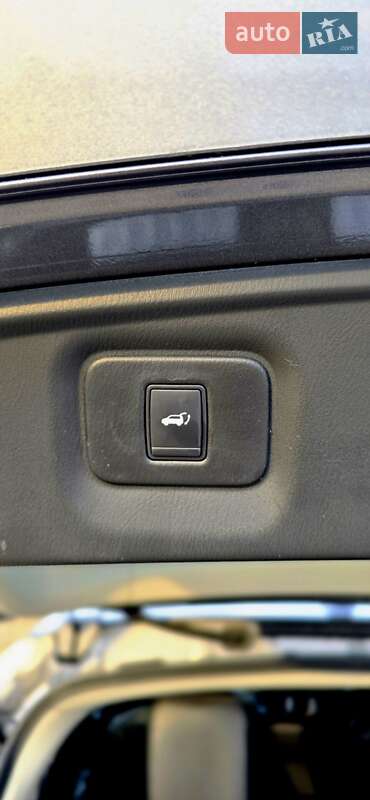 Внедорожник / Кроссовер Infiniti QX60 2019 в Калуше