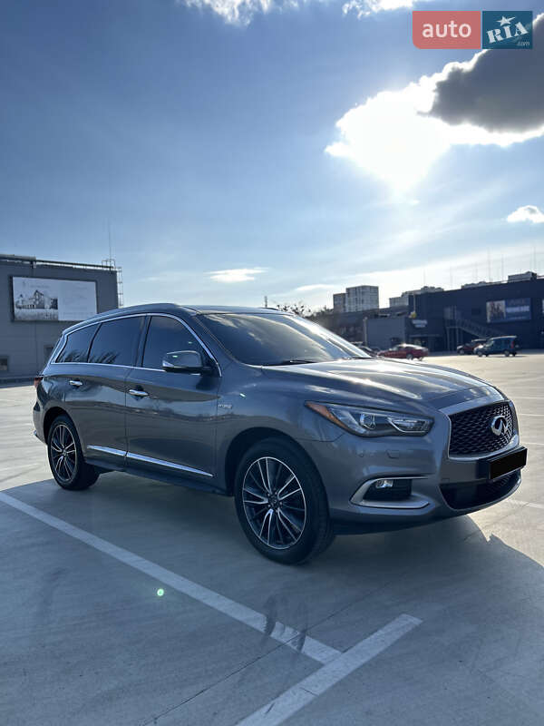 Позашляховик / Кросовер Infiniti QX60 2018 в Києві