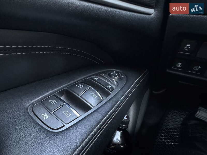 Внедорожник / Кроссовер Infiniti QX60 2019 в Львове