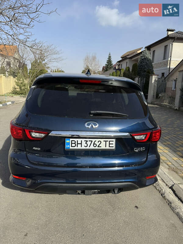 Внедорожник / Кроссовер Infiniti QX60 2020 в Одессе
