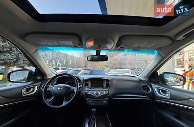 Внедорожник / Кроссовер Infiniti QX60 2015 в 