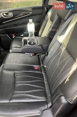 Внедорожник / Кроссовер Infiniti QX60 2017 в 