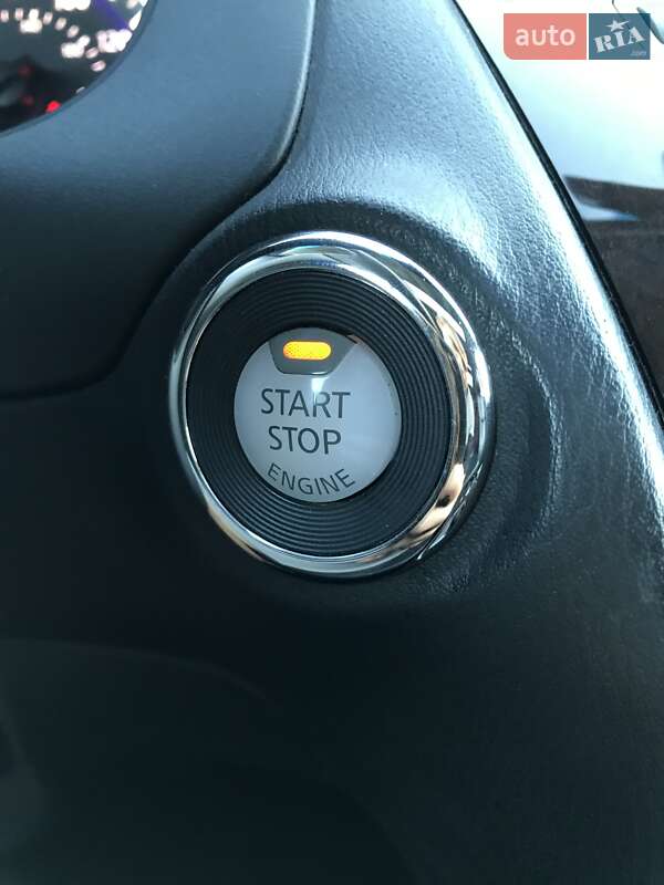 Внедорожник / Кроссовер Infiniti QX60 2013 в Киеве