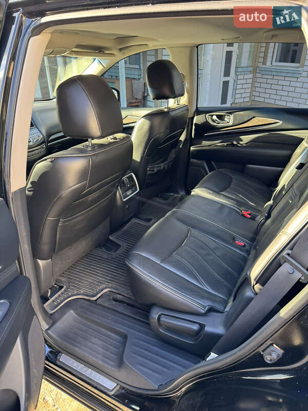 Внедорожник / Кроссовер Infiniti QX60 2013 в Звенигородке