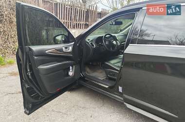 Внедорожник / Кроссовер Infiniti QX60 2015 в 