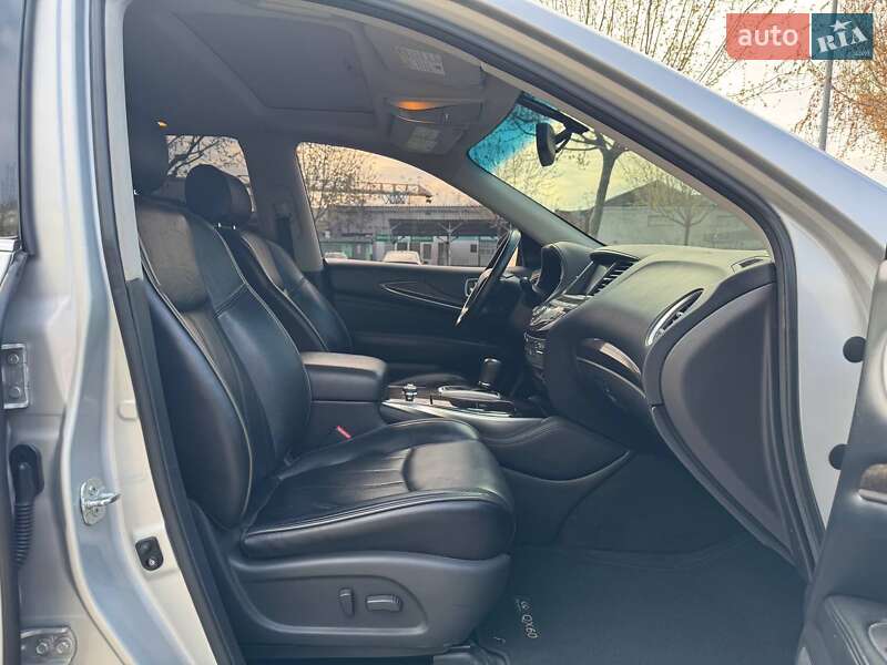 Внедорожник / Кроссовер Infiniti QX60 2015 в Днепре
