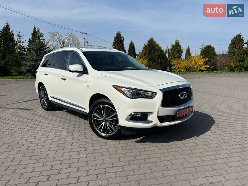 Внедорожник / Кроссовер Infiniti QX60 2019 в 