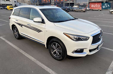 Внедорожник / Кроссовер Infiniti QX60 2016 в 