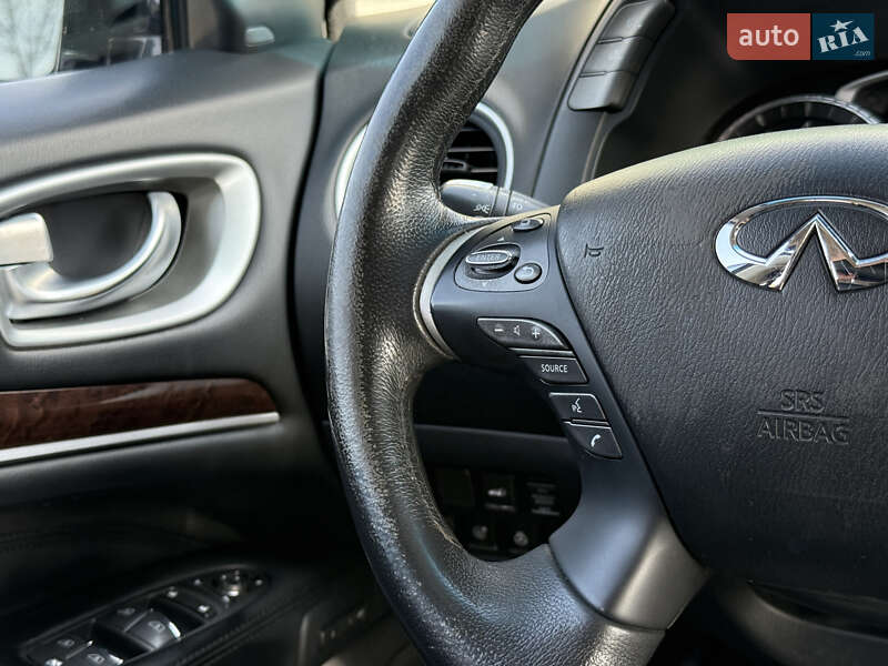 Позашляховик / Кросовер Infiniti QX60 2014 в Львові