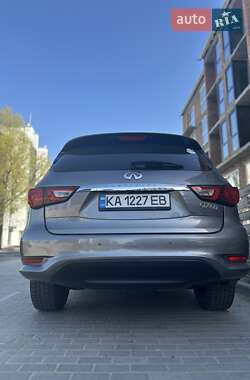 Внедорожник / Кроссовер Infiniti QX60 2017 в 