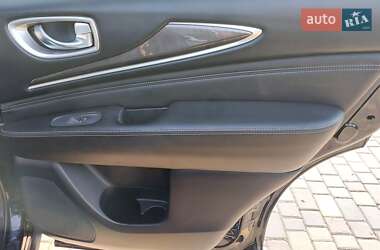 Внедорожник / Кроссовер Infiniti QX60 2018 в 