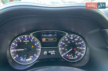 Позашляховик / Кросовер Infiniti QX60 2013 в 