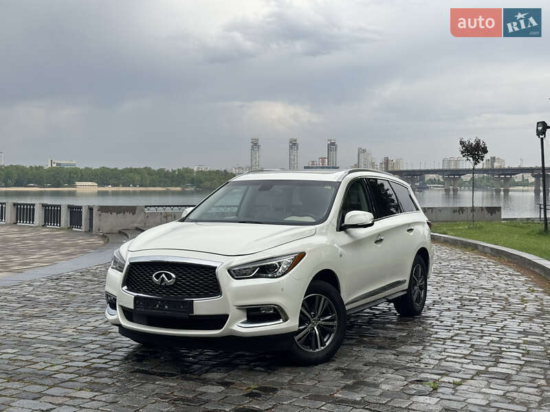 Внедорожник / Кроссовер Infiniti QX60 2018 в Киеве