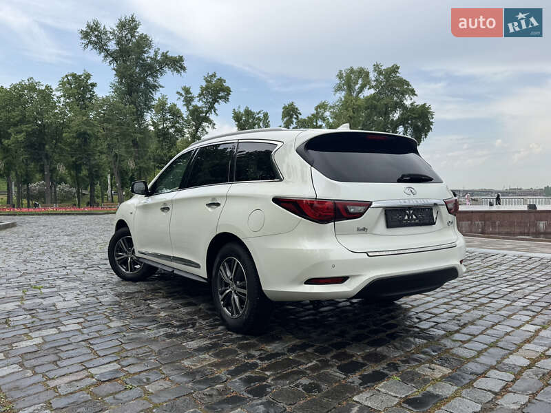 Внедорожник / Кроссовер Infiniti QX60 2018 в Киеве