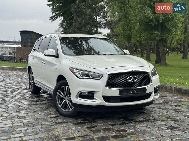 Внедорожник / Кроссовер Infiniti QX60 2018 в Киеве