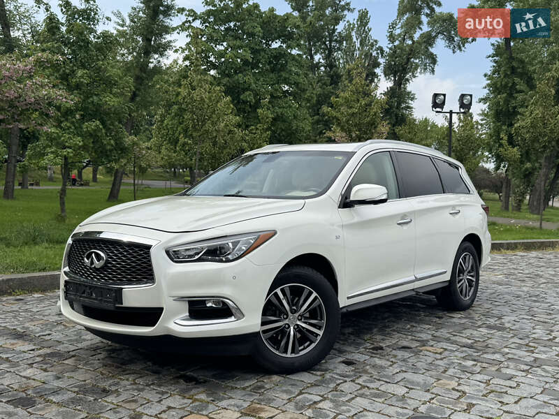 Внедорожник / Кроссовер Infiniti QX60 2018 в Киеве