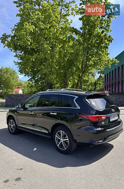 Внедорожник / Кроссовер Infiniti QX60 2018 в 