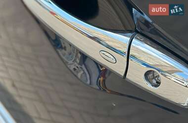 Позашляховик / Кросовер Infiniti QX60 2020 в 