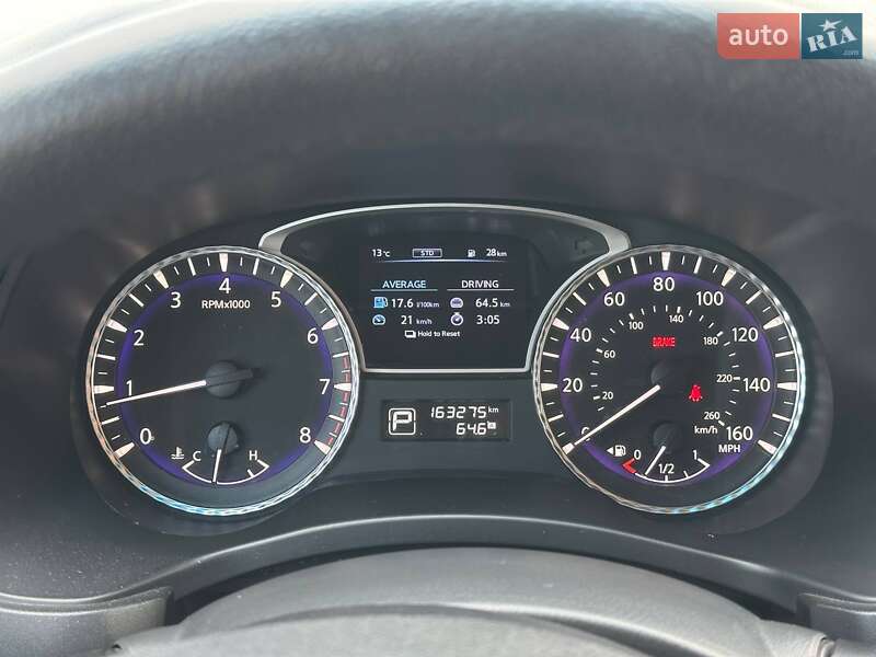 Позашляховик / Кросовер Infiniti QX60 2015 в Дніпрі