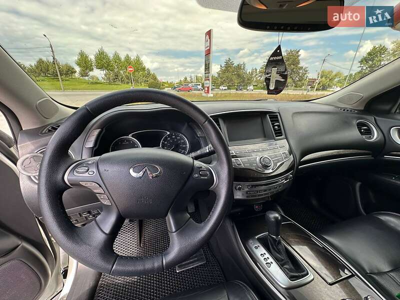 Позашляховик / Кросовер Infiniti QX60 2015 в Дніпрі