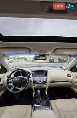 Внедорожник / Кроссовер Infiniti QX60 2016 в 
