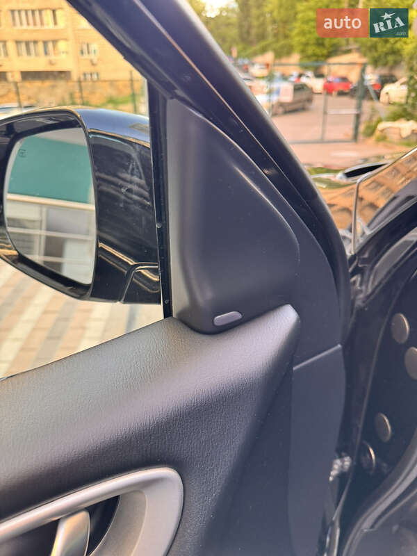 Внедорожник / Кроссовер Infiniti QX60 2019 в Киеве