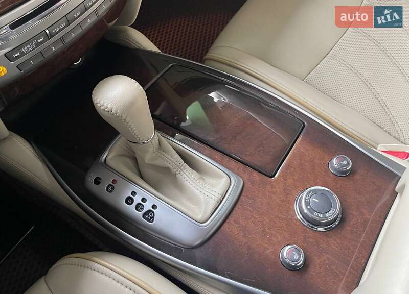Позашляховик / Кросовер Infiniti QX60 2014 в Києві