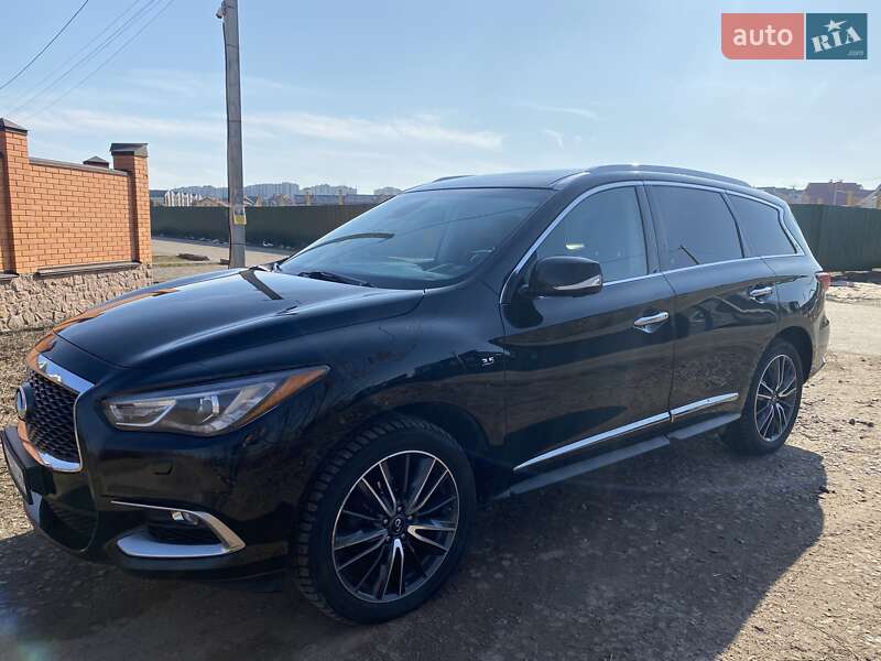 Внедорожник / Кроссовер Infiniti QX60 2018 в Софиевской Борщаговке