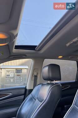 Внедорожник / Кроссовер Infiniti QX60 2018 в 