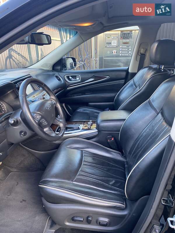 Внедорожник / Кроссовер Infiniti QX60 2018 в Софиевской Борщаговке