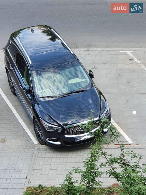 Внедорожник / Кроссовер Infiniti QX60 2016 в Киеве