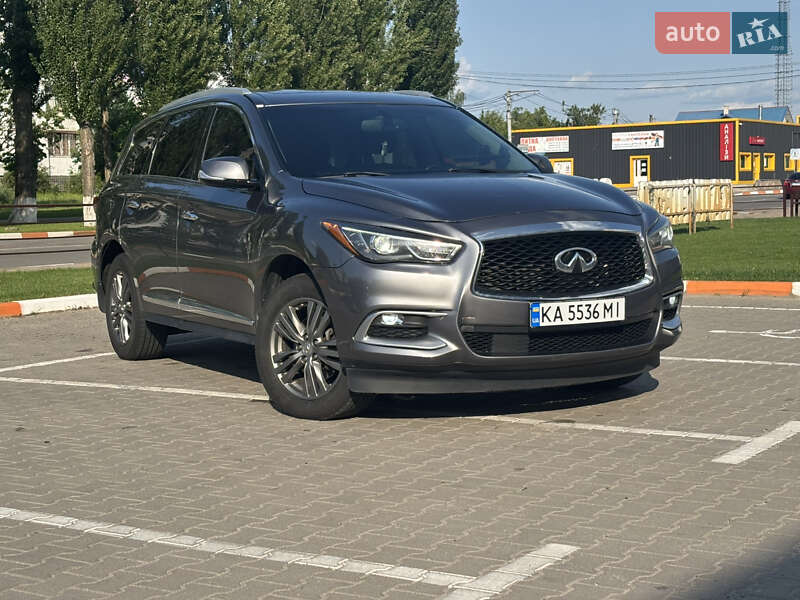 Внедорожник / Кроссовер Infiniti QX60 2016 в Василькове