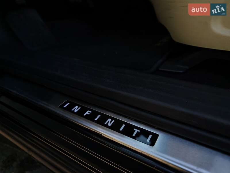 Внедорожник / Кроссовер Infiniti QX60 2016 в Киеве