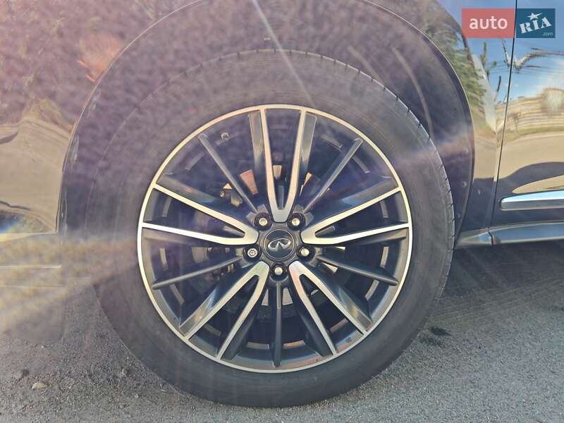 Внедорожник / Кроссовер Infiniti QX60 2016 в Киеве