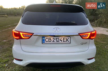 Внедорожник / Кроссовер Infiniti QX60 2016 в 