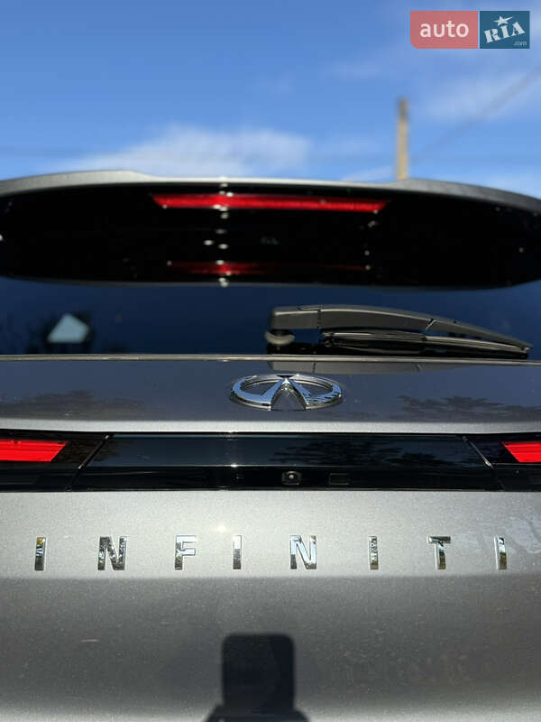 Внедорожник / Кроссовер Infiniti QX60 2022 в Киеве