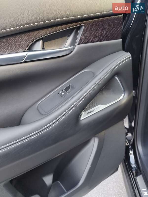 Внедорожник / Кроссовер Infiniti QX60 2022 в Киеве