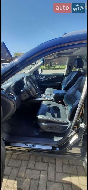 Внедорожник / Кроссовер Infiniti QX60 2017 в Киеве