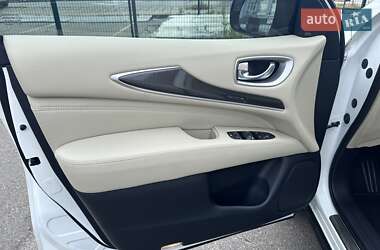 Внедорожник / Кроссовер Infiniti QX60 2019 в 