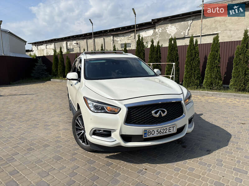 Внедорожник / Кроссовер Infiniti QX60 2017 в Тернополе