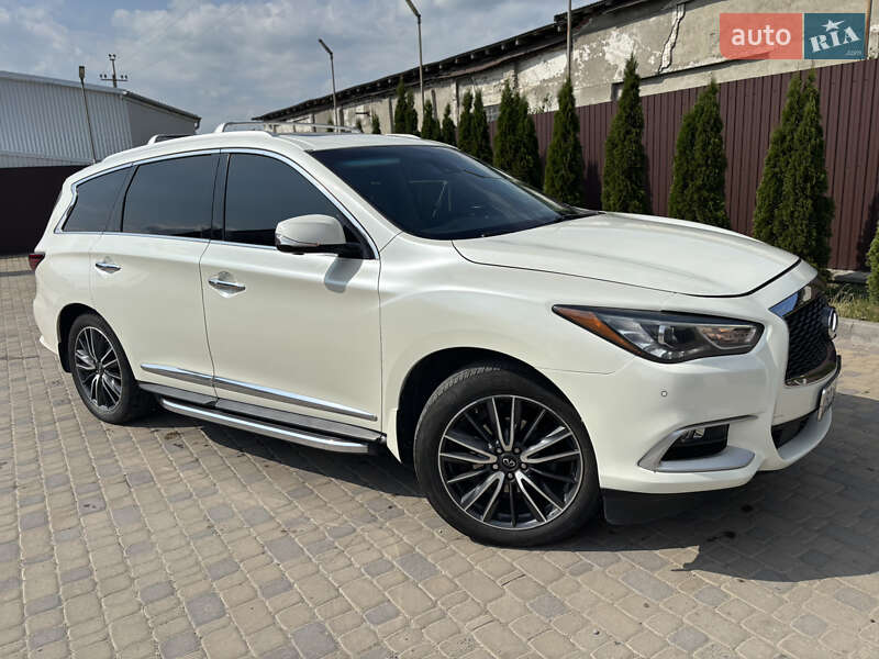 Внедорожник / Кроссовер Infiniti QX60 2017 в Тернополе