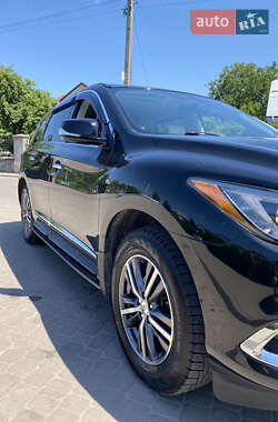 Позашляховик / Кросовер Infiniti QX60 2016 в 