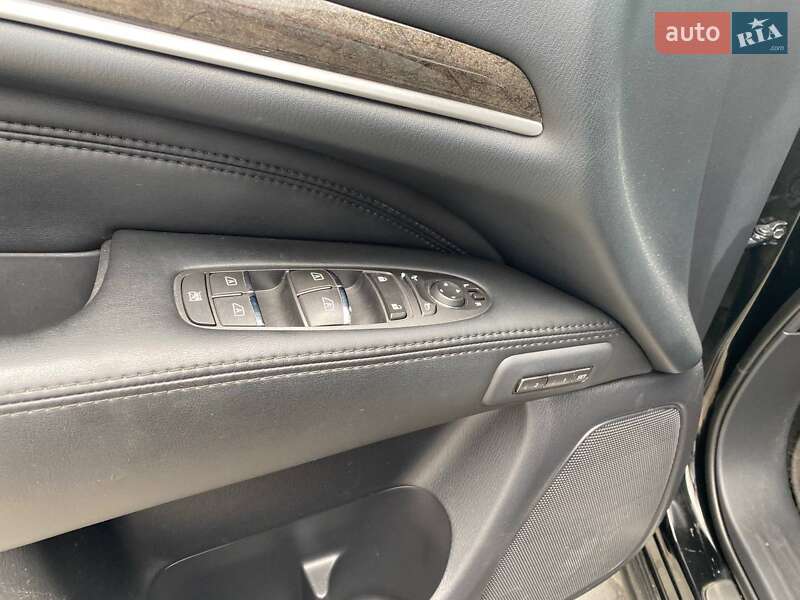 Внедорожник / Кроссовер Infiniti QX60 2013 в Львове