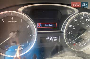 Внедорожник / Кроссовер Infiniti QX60 2014 в 